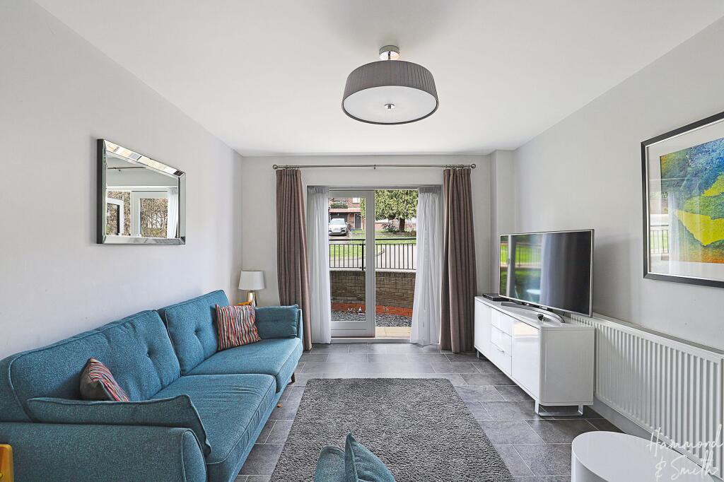 Apartment in Chelmsford - View 5