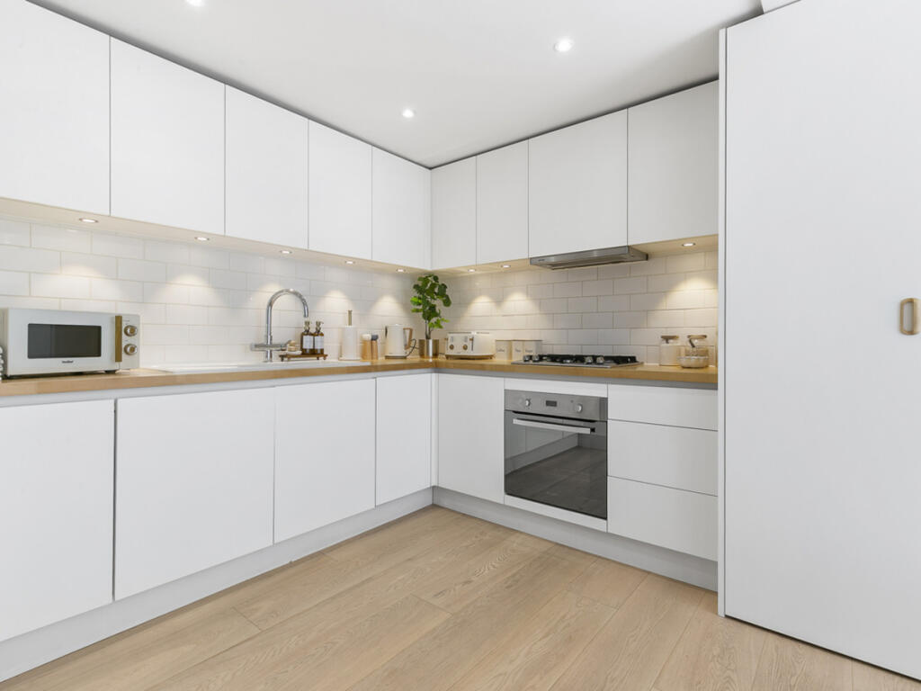 Apartment in London - More