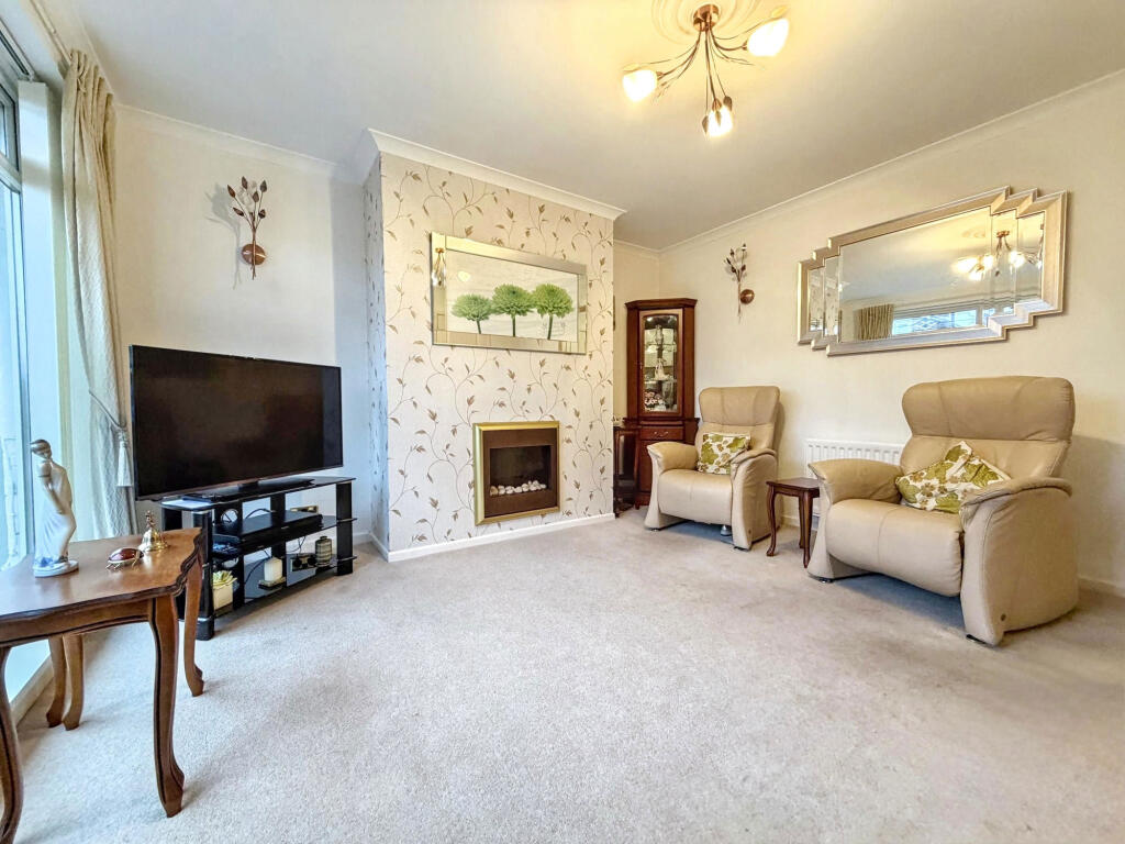 Whitefield Crescent, Houghton Le Spring, Tyne and Wear, DH4 7QT photo 4