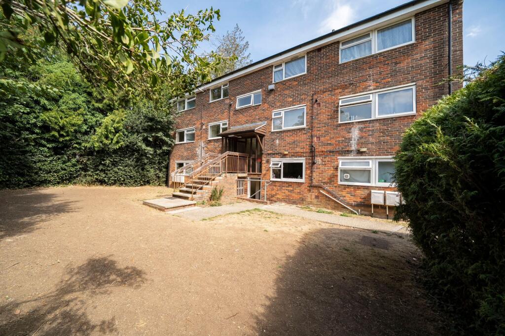 Apartment in Salisbury - View 2