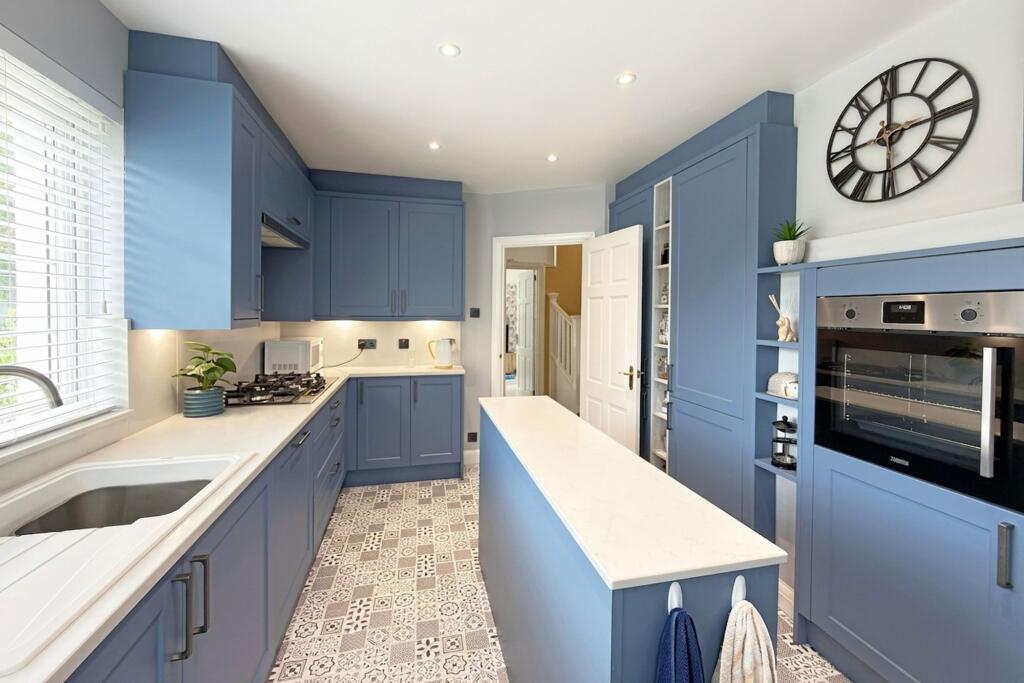 Harsfold Road, Rustington, BN16 photo 4