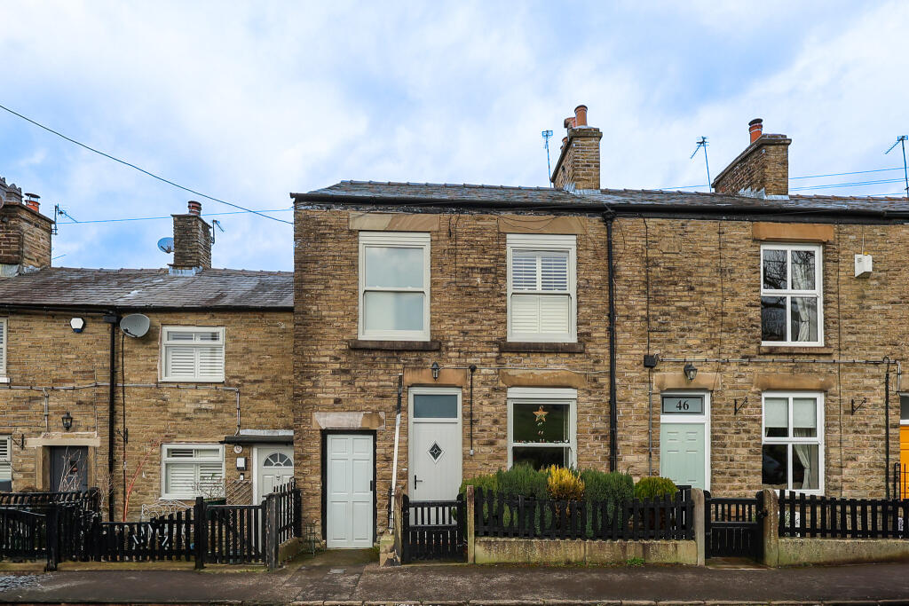 2-bed terraced on Clarke Lane, Bollington, Macclesfield, SK10, £290,000