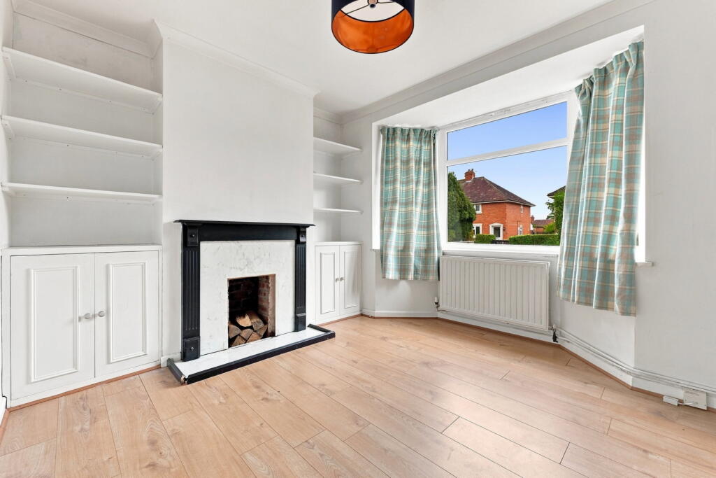 House in Nottingham - More