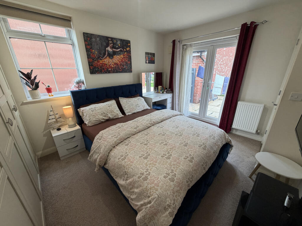 House in East Suffolk, Felixstowe - More