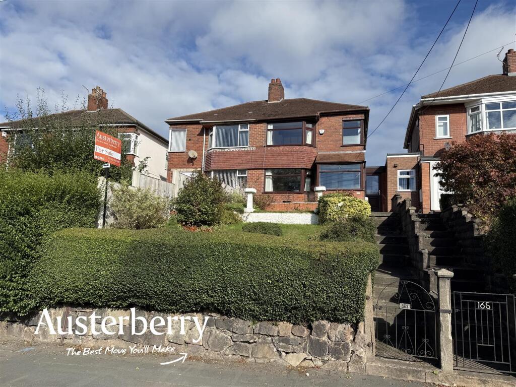 3-bed semi-detached on Dividy Road, Bucknall, Stoke-On-Trent, £145,000