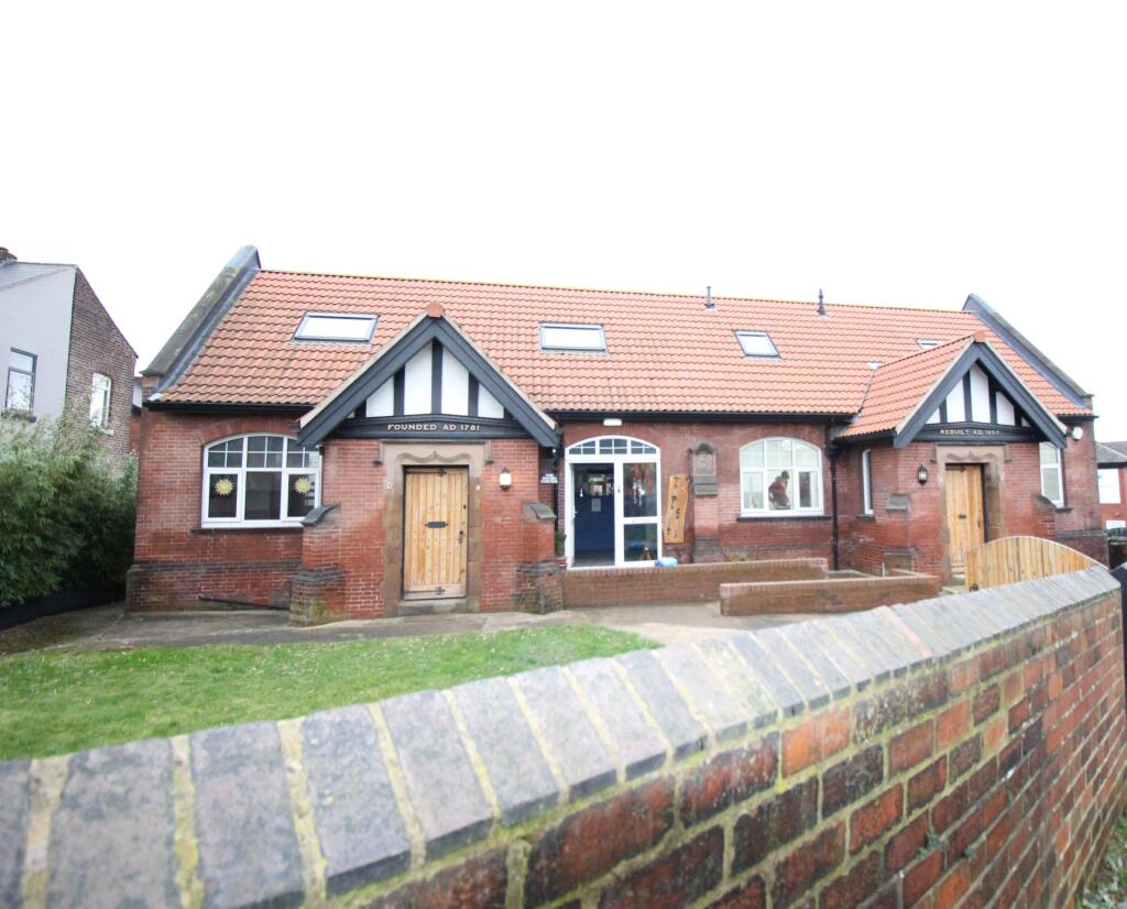 Main image of property: 2a Broom Road