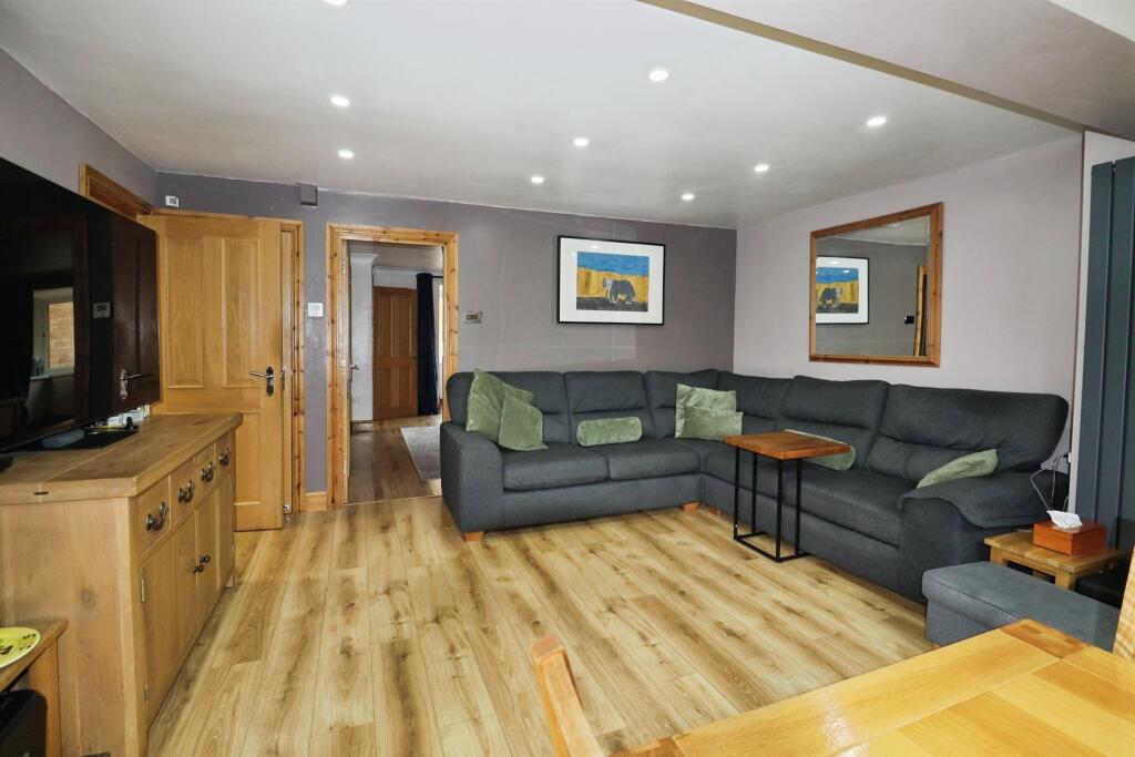 House in Cardiff - View 5