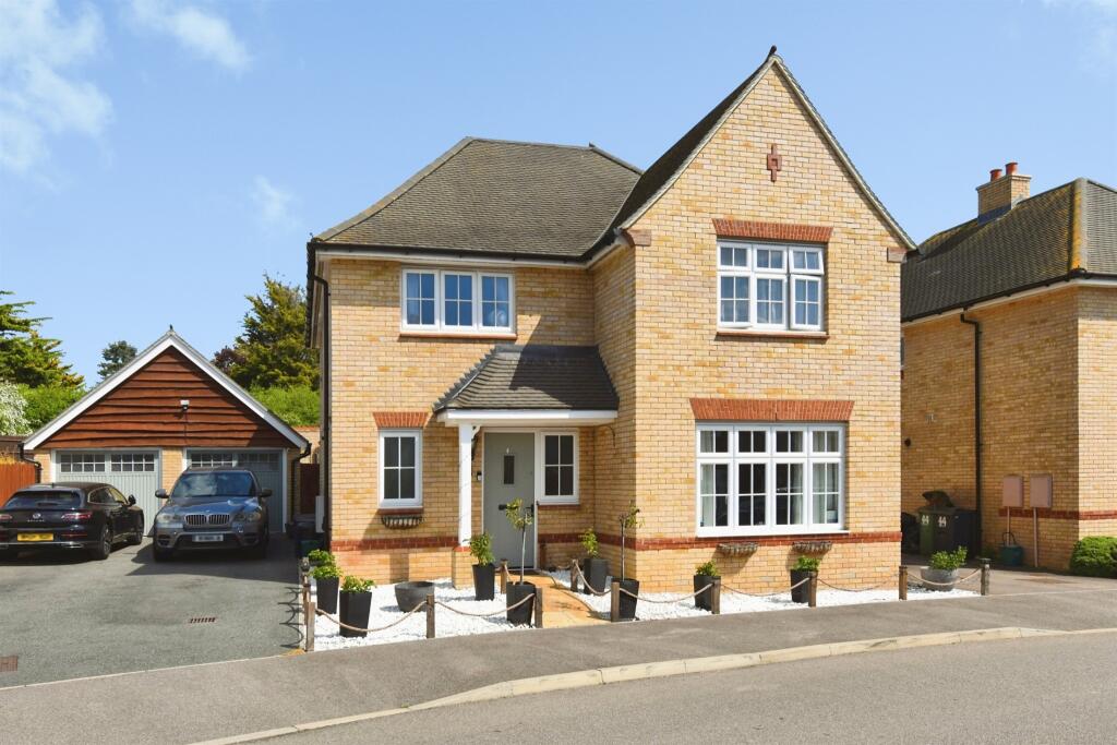 Main image of property: Broomfield Way, Braintree