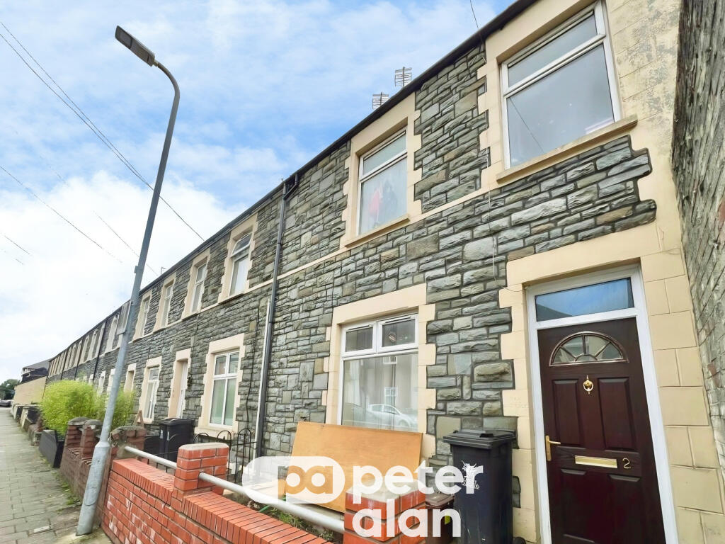 Main image of property: Silver Street