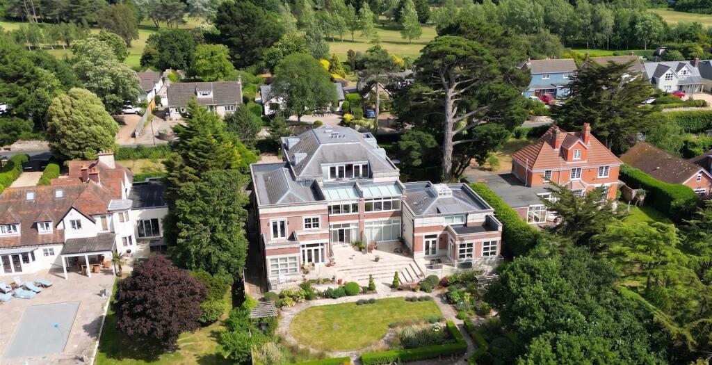 Main image of property: Cowes, Isle of Wight