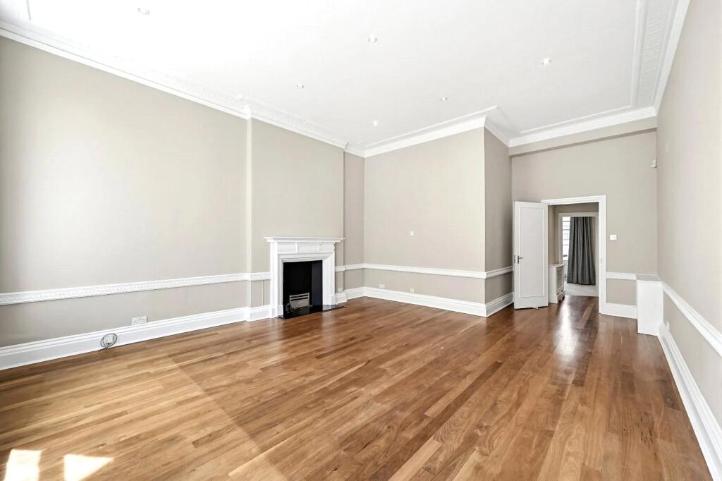 4 bedroom maisonette for rent