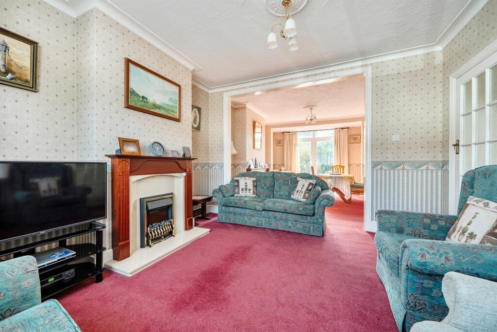 House in Enfield - View 5