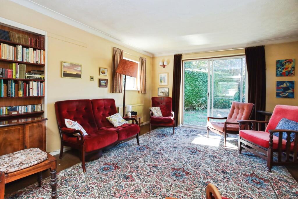 House in Tonbridge and Malling, Kent - View 2