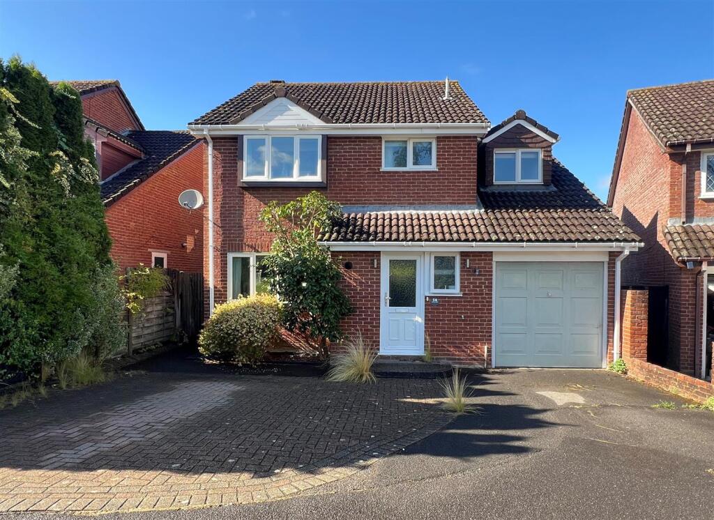 Main image of property: Martins Wood, Chineham, Basingstoke