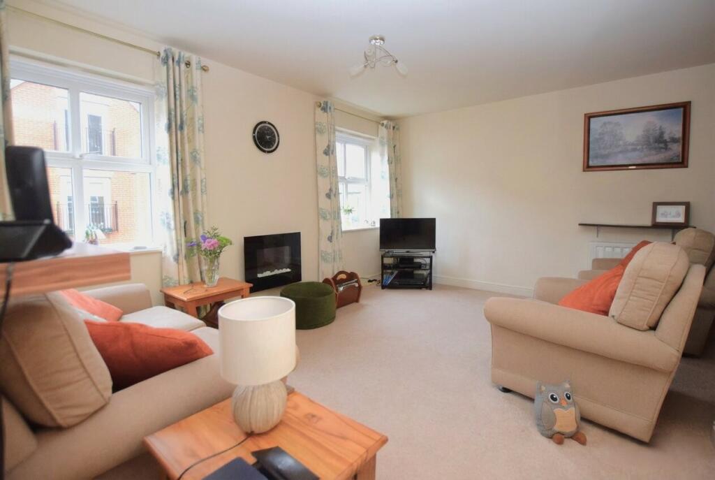 Stock Road, Billericay, CM12 - View 5