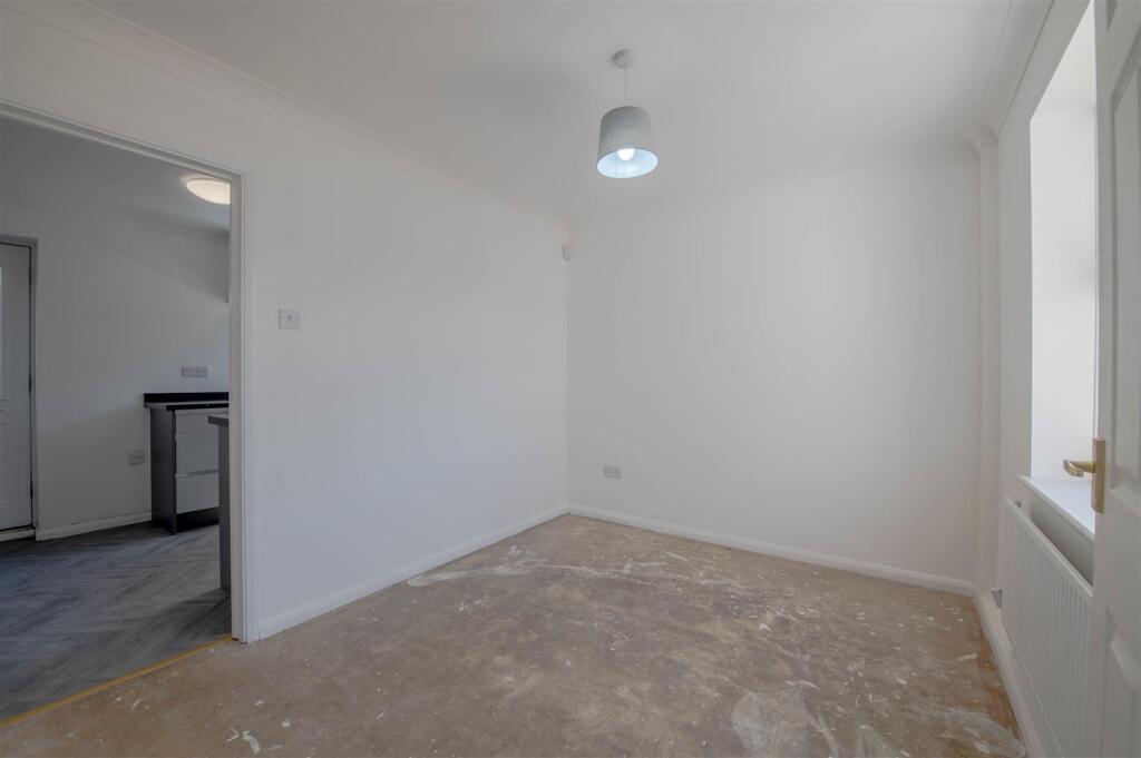 House in Northampton, Raunds - View 4