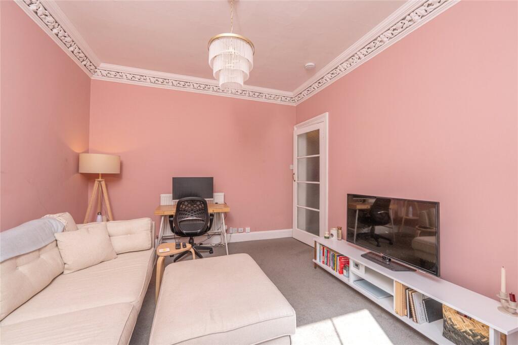 Apartment in Edinburgh, Lauriston, Tollcross - View 4