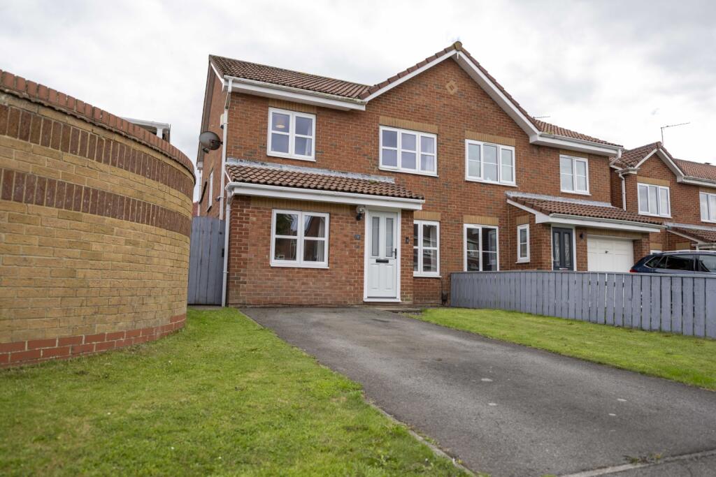 3-bed semi-detached on Rodney Close, Brotton, Saltburn-by-the-Sea, TS12 2GB, £175,000