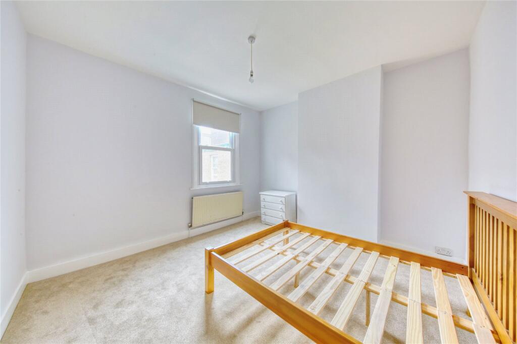 Apartment in London - View 4