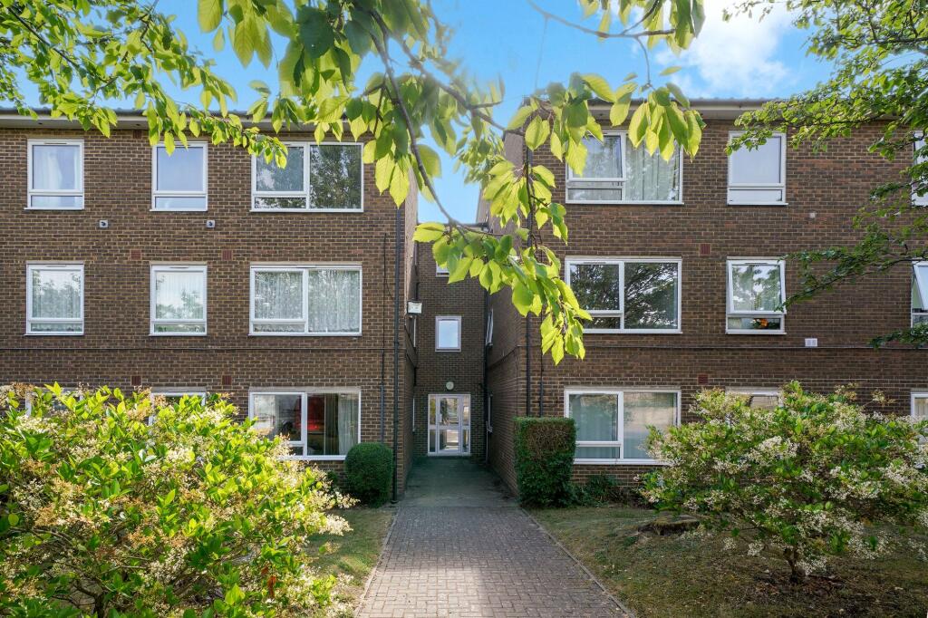 Apartment in Croydon
