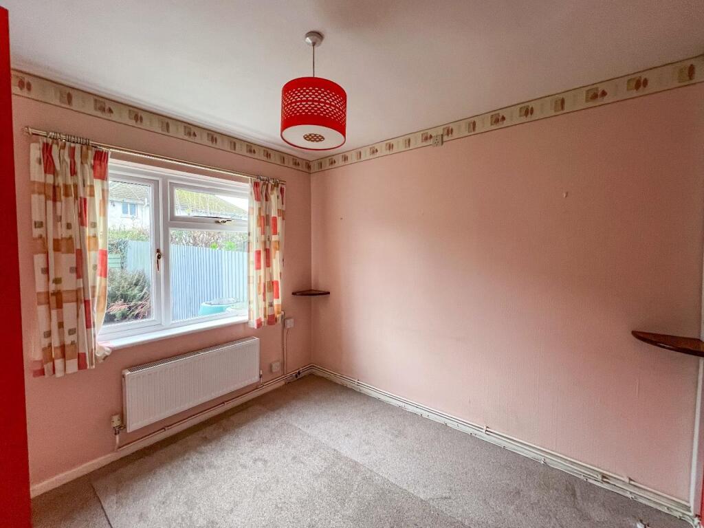 Glenwood Close, Coychurch, Bridgend County Borough, CF35 5EU photo 4