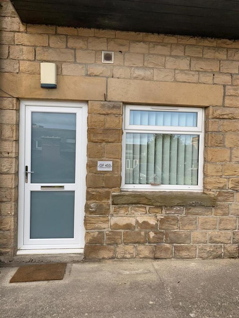 Apartment in Sheffield - View 3