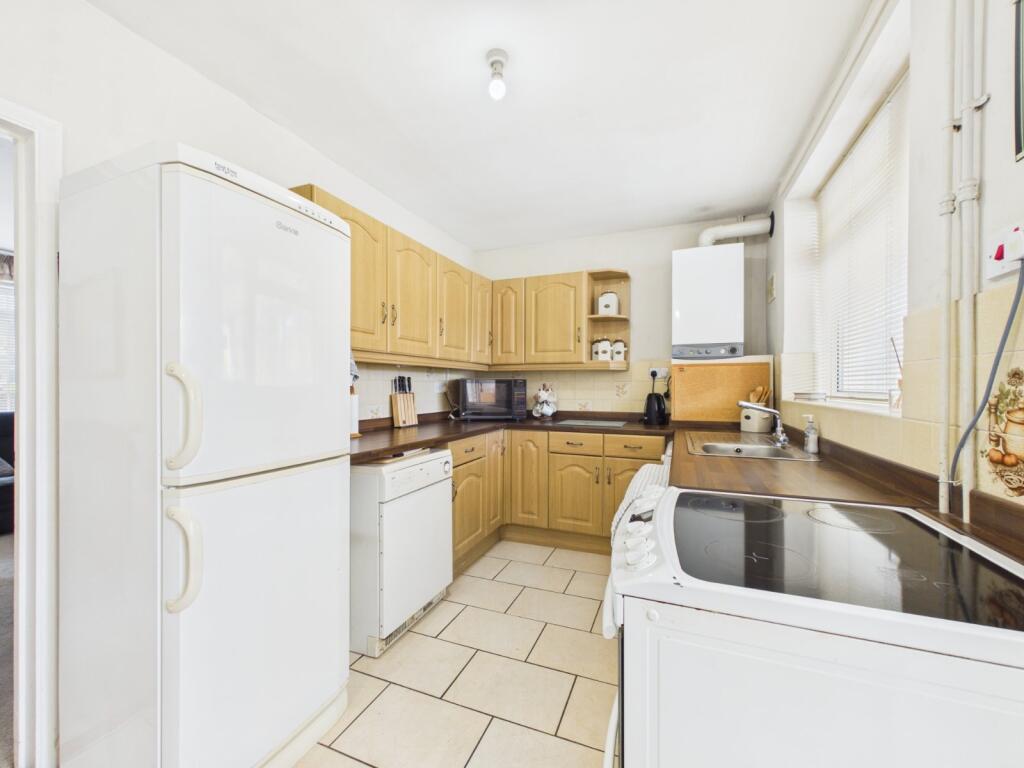 House in Slough - View 3