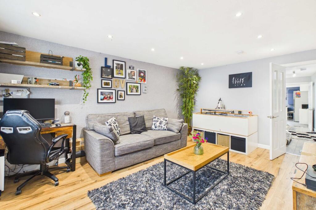 House in Cupar, Blalowan Park, Westfield - View 4