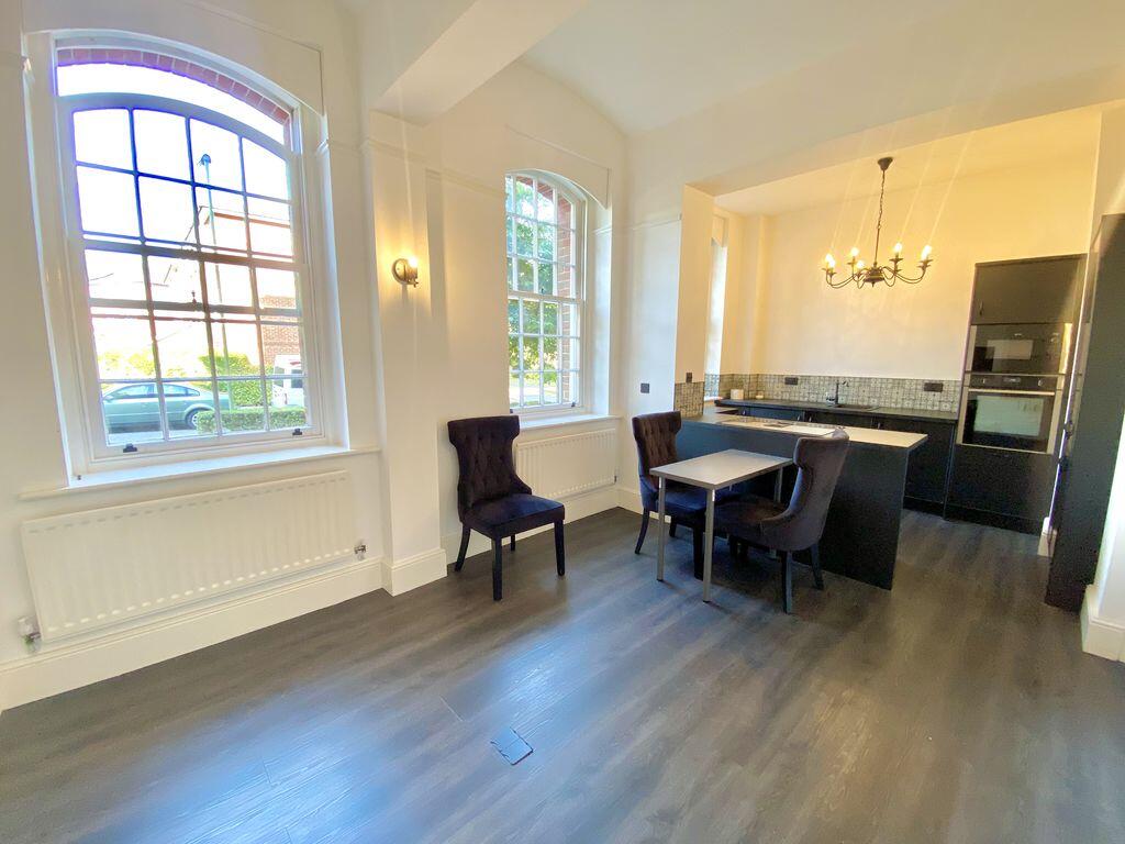 Apartment in Winchester, Wickham - View 2