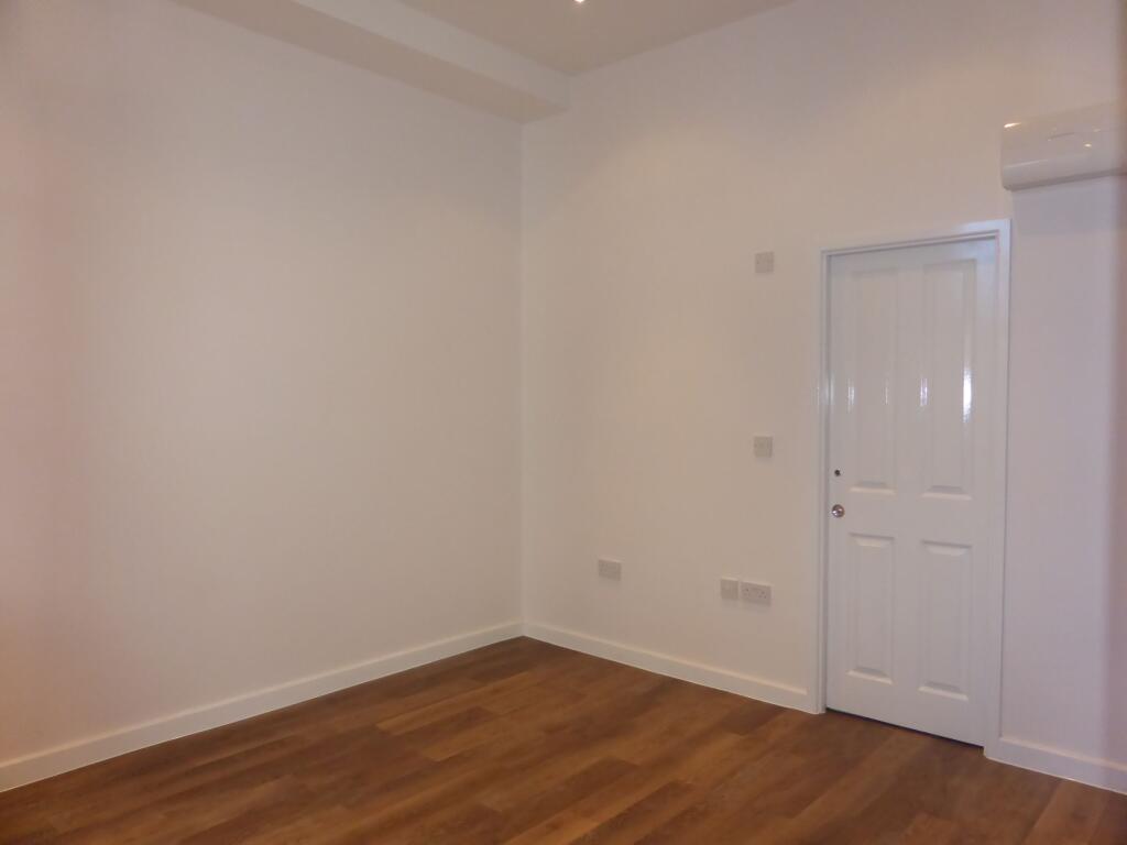 Church Road - P1381 photo 4
