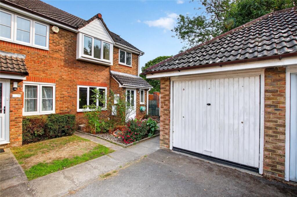 House in Binfield, Temple Park