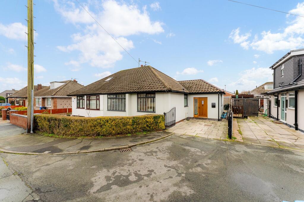 Main image of property: Kenview Close, Widnes, WA8