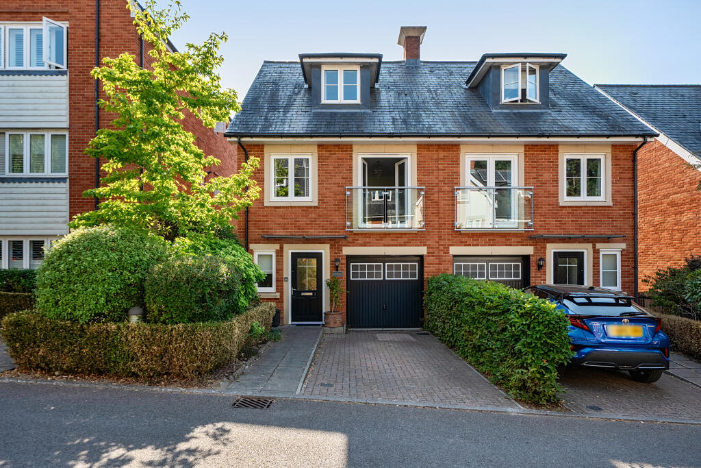 Main image of property: Greyford Close, Leatherhead