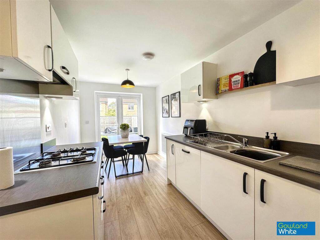 House in Middlesbrough, Hemlington - More