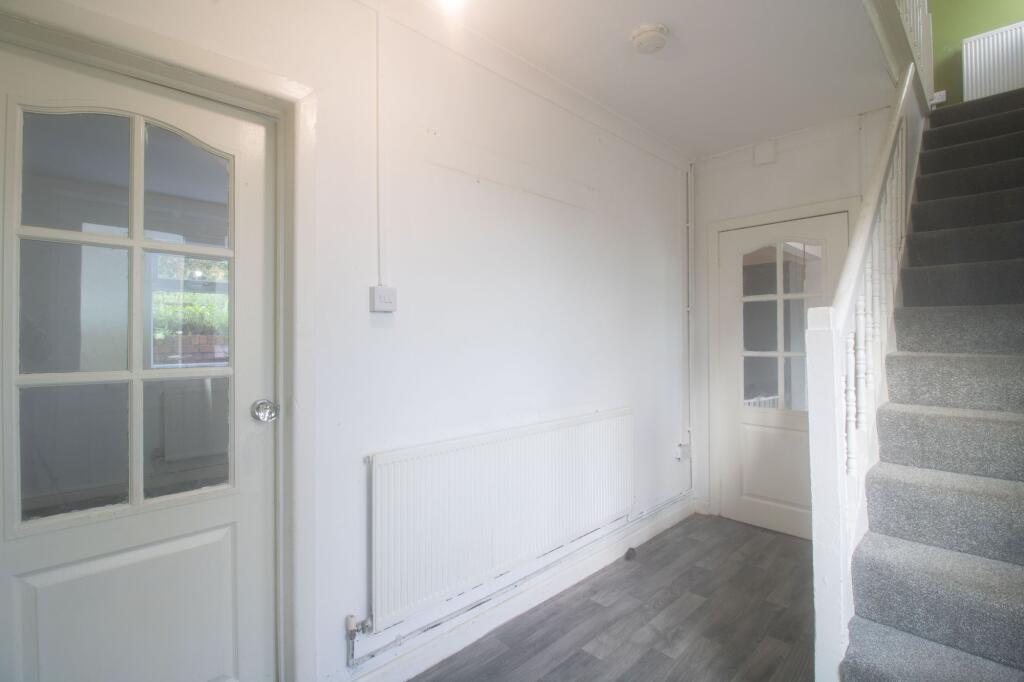 House in Ebbw Vale, Hilltop - View 2