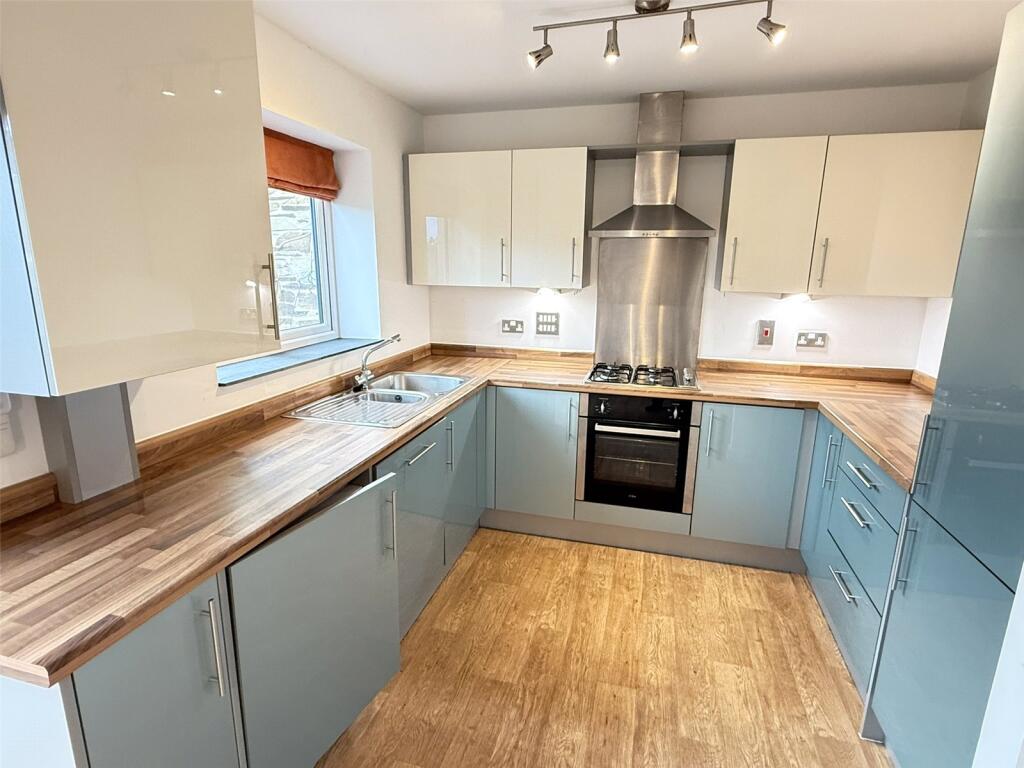 House in Plymouth - View 4