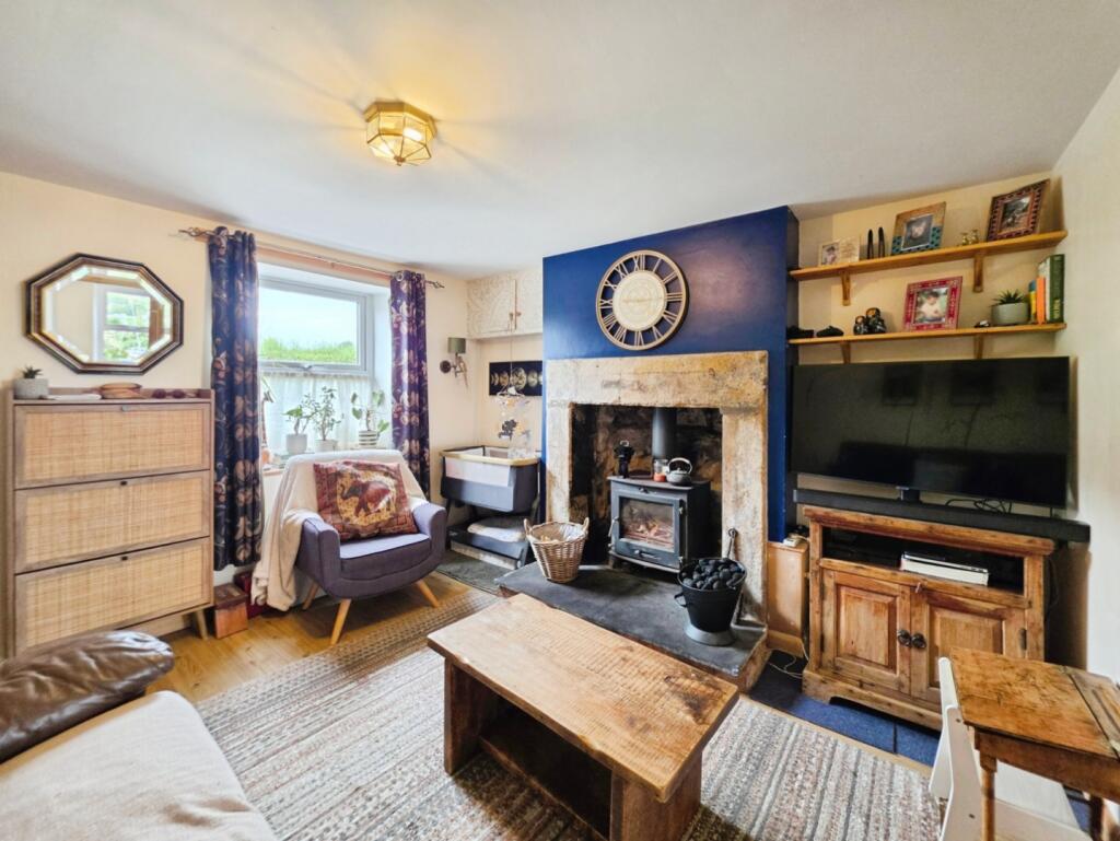 House in Stoke-on-Trent - View 4