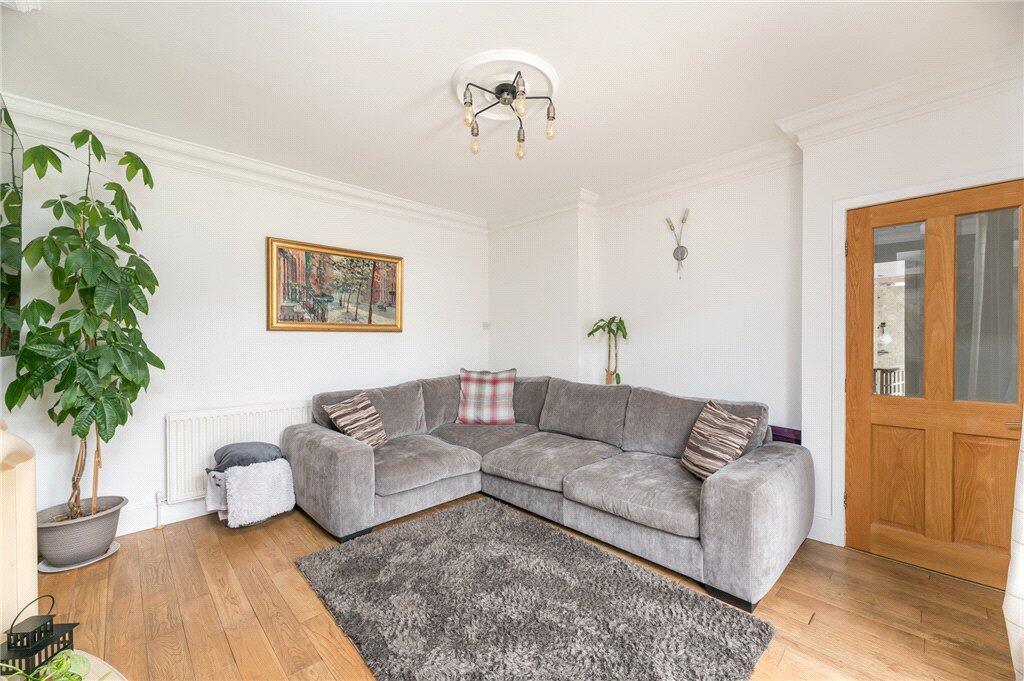 House in Leeds, Morley - View 3