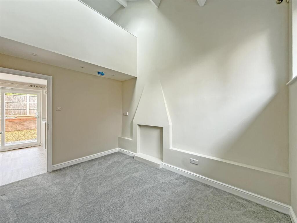 House in Shrewsbury, Shropshire - View 4