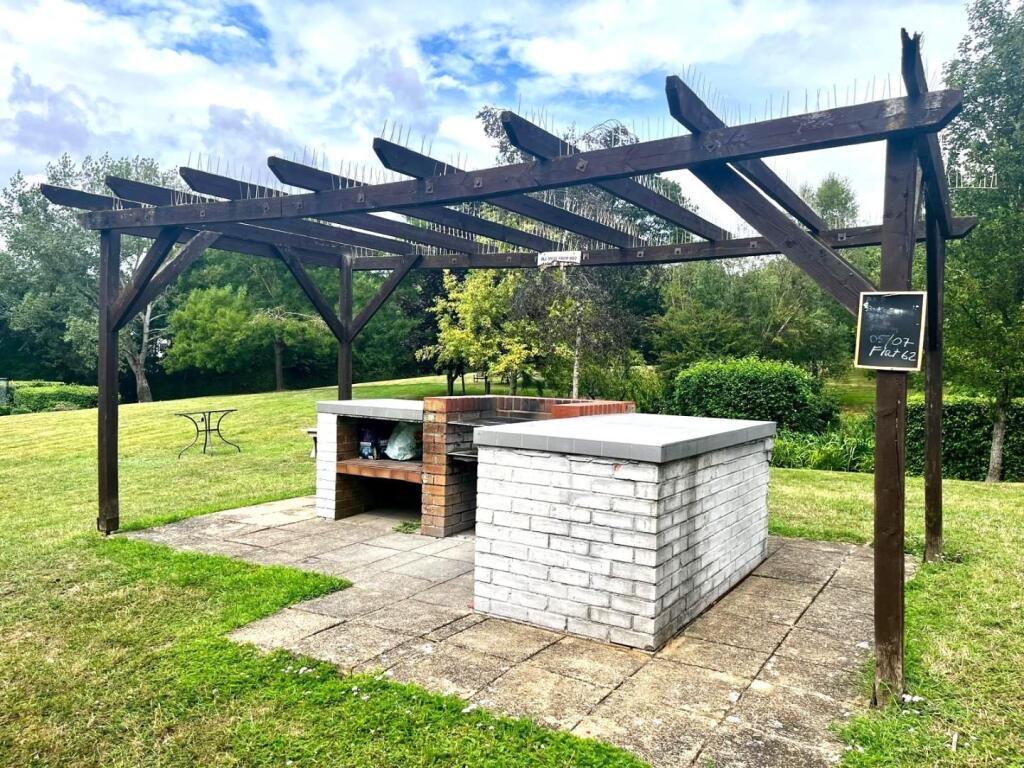 Main image of property: Epping New Road, Buckhurst Hill