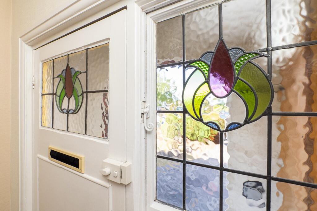 House in Sutton - View 5