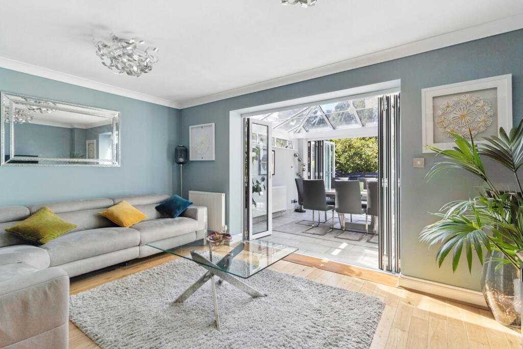 House in Watford - View 2