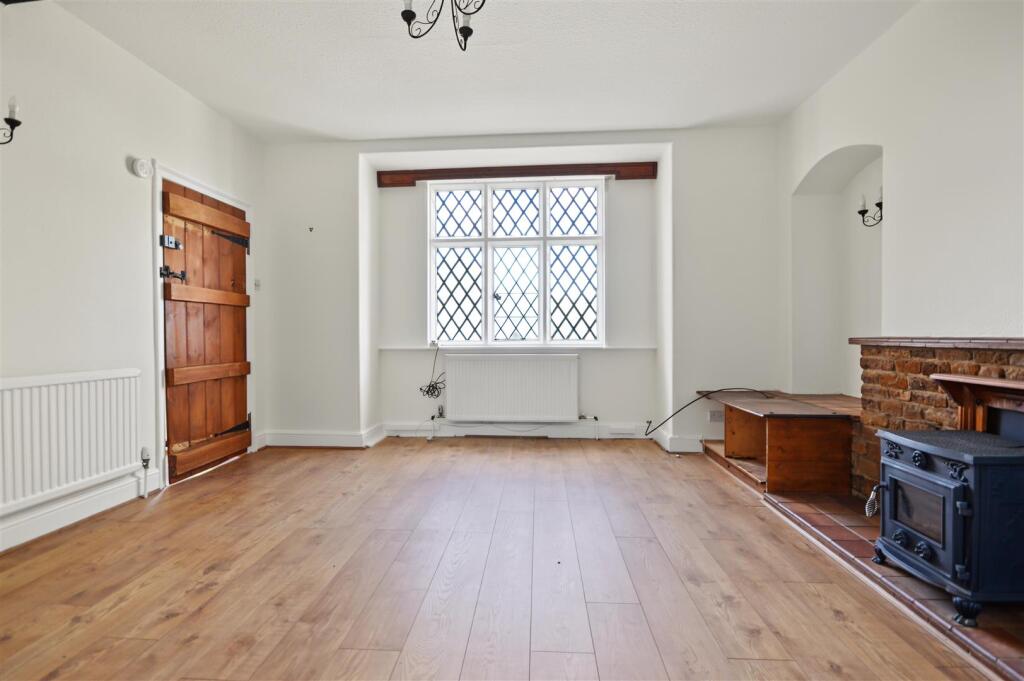 House in Northampton - More