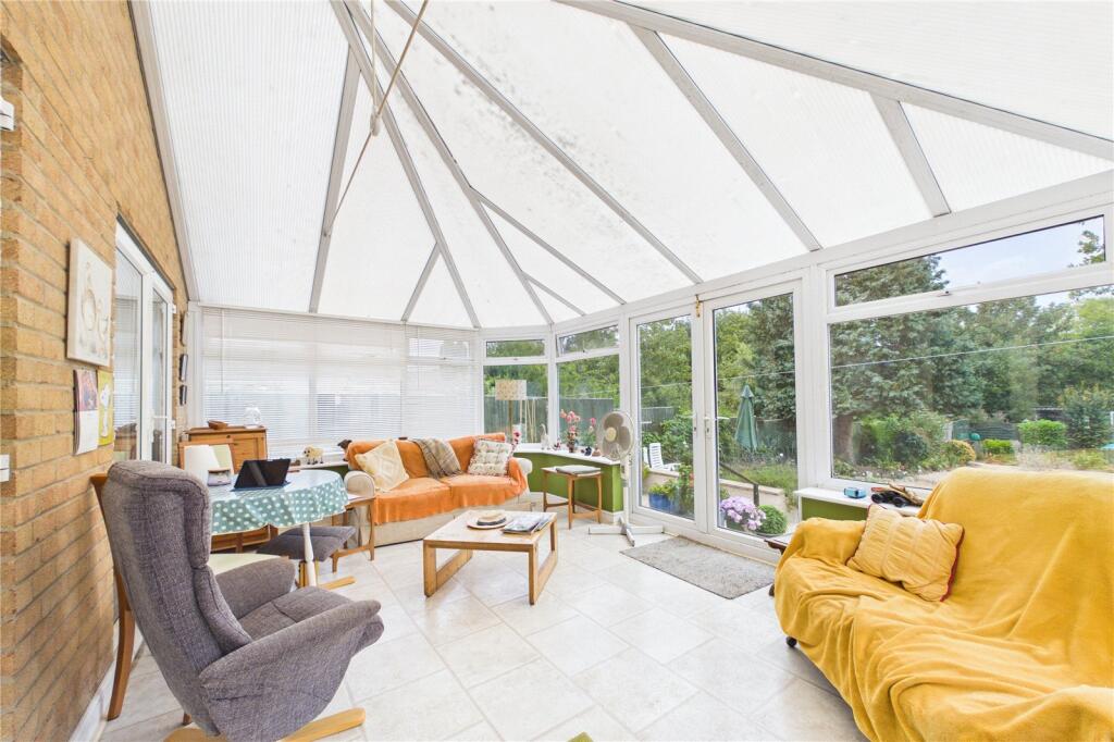 House in Basingstoke and Deane, Winklebury - View 5