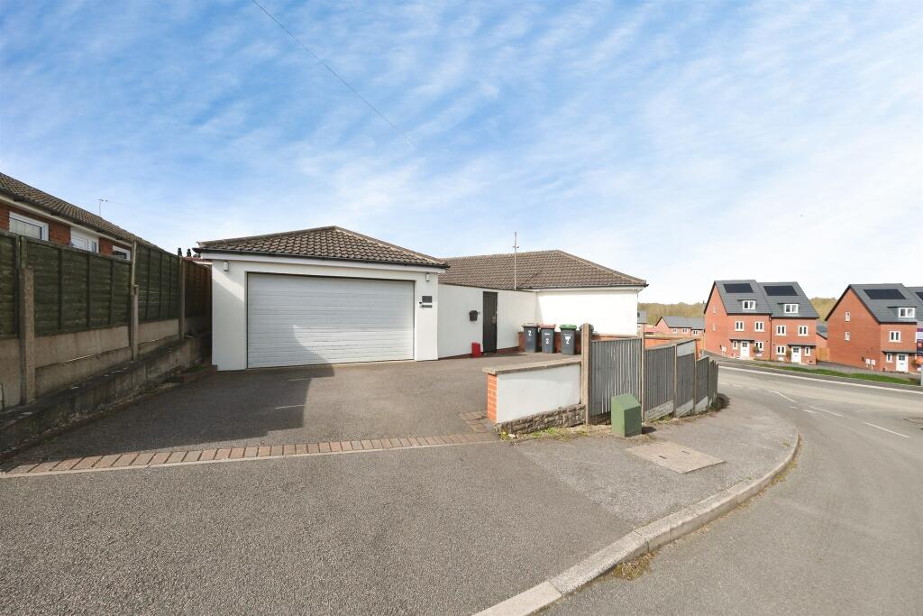 Main image of property: Keats Avenue, SUTTON-IN-ASHFIELD
