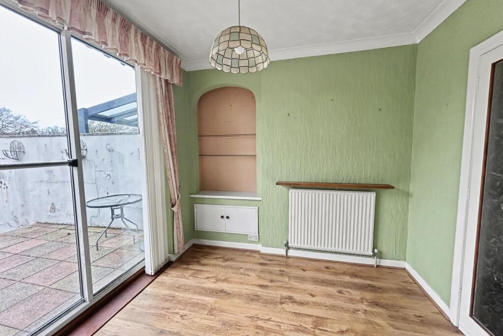 House in Poole, Foxholes - More