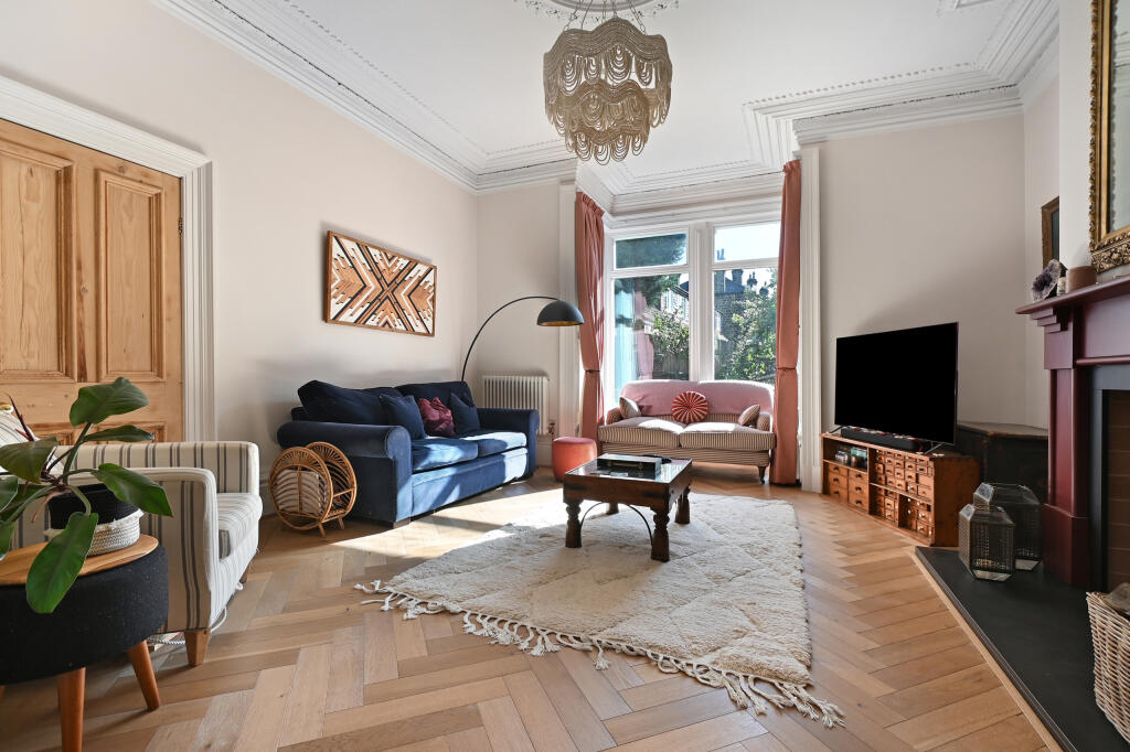 House in Leeds - View 5