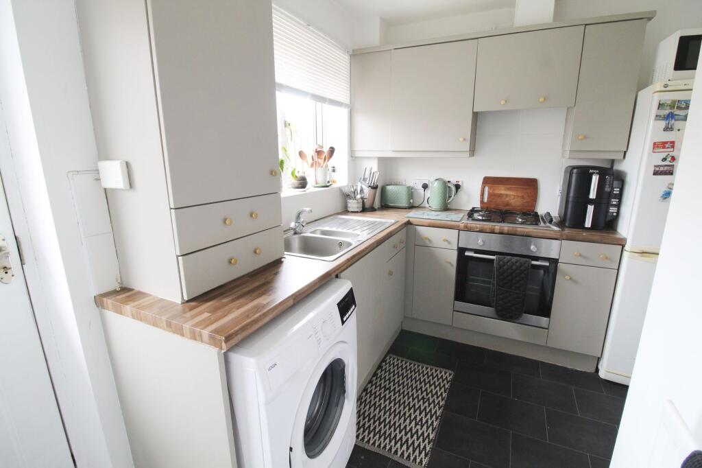 House in Newcastle upon Tyne - View 5
