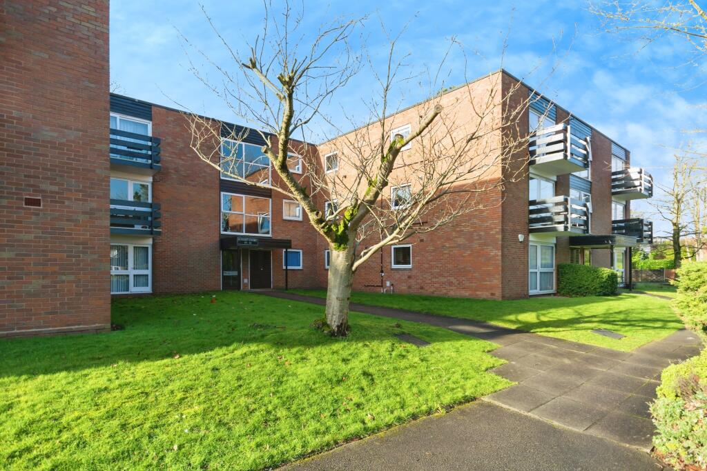 Main image of property: Robert Court, Wake Green Park, Birmingham, West Midlands, B13