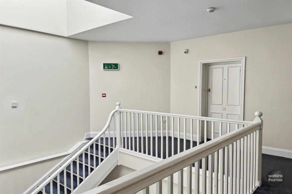 Apartment in Hereford - View 5